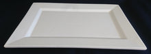 Lade das Bild in den Galerie-Viewer, BEILAGEN- KUCHEN- SERVIERPLATTE - Keramik / Steingut, Rechteck Viereck Einfärbiges Gastronomisches Motiv Dekor (BC)