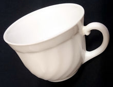 Lade das Bild in den Galerie-Viewer, KAFFEETASSE - Acrylglas, Einfärbiges Gastronomisches Wellenartiges Relief Motiv Dekor