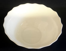 Lade das Bild in den Galerie-Viewer, 2er Set DESSERTSCHALEN - Acrylglas, Gewölbter Rand Wellen Geschwungen Relief Motiv Dekor