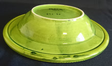 Lade das Bild in den Galerie-Viewer, SUPPENTELLER - Keramik / Steingut, Spiralen Kreise Linienrand Striche Motiv Dekor (BC)