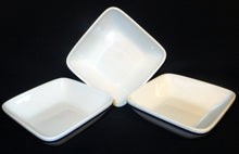 Lade das Bild in den Galerie-Viewer, 3er Set SALAT BEILAGENSCHALE - Porzellan, Breiter Linien Rand Motiv Dekor (BC) (G)