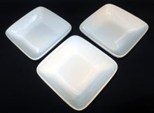 Lade das Bild in den Galerie-Viewer, SALAT BEILAGENSCHALE - Porzellan, Breiter Linien Rand Motiv Dekor (BC) (G)