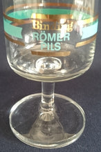 Lade das Bild in den Galerie-Viewer, 2er Set PILS GETRÄNKEGLÄSER - Hartglas, Linien Streifen Binding Römer Pils Aufschrift Motiv Dekor