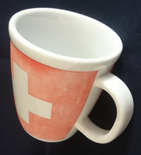 Lade das Bild in den Galerie-Viewer, KAFFEETASSE - Porzellan, Schweizer Flagge Symbol Motiv Dekor