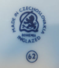 Lade das Bild in den Galerie-Viewer, TEETASSE - Porzellan Inglazed, Flora Rosenblumen Blüten Blatt Blätter Motiv Dekor