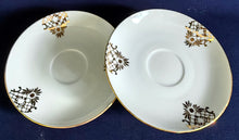 Lade das Bild in den Galerie-Viewer, 2er Set 2er MOCCA~ KAFFEEGEDECKE - Porzellan, Goldrand Geometrisch Abstrakt Symbol Zeichen Wappen Dekor Motiv