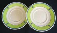 Lade das Bild in den Galerie-Viewer, UNTERTASSE - Porzellan, Grüner Breiter Schmaler Linien Rand Karo Diamant Motiv Dekor