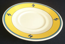 Lade das Bild in den Galerie-Viewer, UNTERTASSE - Porzellan, Gelber Breiter Schmaler Linien Rand Karo Diamant Motiv Dekor