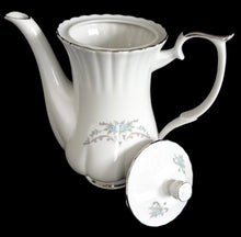 Lade das Bild in den Galerie-Viewer, 23 Teiliges KAFFEESERVICE - Porzellan, Platin Linien Rand Flora Blumen Blüten Pflanzen Motiv Dekor