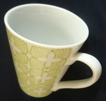 Lade das Bild in den Galerie-Viewer, KAFFEETASSE - Porzellan, Abstrakt Geometrisches Pluszeichen Kreuz Motiv Dekor (BC)