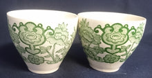 Lade das Bild in den Galerie-Viewer, 3er TEEGEDECK "Indian Tree" (Limited) - Keramik / Steingut, Staffordshire Abstrakt Blatt Blätter Pflanzen Pfeil Motiv Dekor, Hand graviert (Hand Engraved)