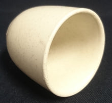 Lade das Bild in den Galerie-Viewer, 6er Set EIERBECHER - Keramik / Steingut, Punkte Tupfen Meliertes Motiv Dekor