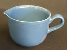 Lade das Bild in den Galerie-Viewer, MILCHKÄNNCHEN - Keramik / Steingut, Einfärbiges Klassisches Motiv Dekor