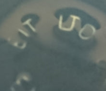 Lade das Bild in den Galerie-Viewer, MILCHKÄNNCHEN - Keramik / Steingut, Einfärbiges Klassisches Motiv Dekor