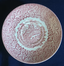 Lade das Bild in den Galerie-Viewer, UNTERTASSE - Keramik / Steingut, Landschaft Berg Burg Flora Blatt Blätter Baum Bäume Motiv Dekor