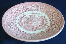 Lade das Bild in den Galerie-Viewer, UNTERTASSE - Keramik / Steingut, Landschaft Berg Burg Flora Blatt Blätter Baum Bäume Motiv Dekor