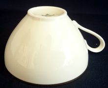 Lade das Bild in den Galerie-Viewer, 2er Set 2er Teegedecke - Porzellan, Goldrand Klassisch Motiv Dekor