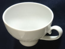 Lade das Bild in den Galerie-Viewer, TEETASSE - Porzellan, Symbol Fächer Muster Relief Motiv Dekor (BC)