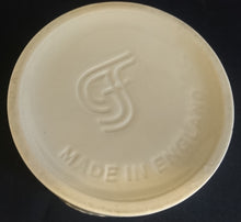 Lade das Bild in den Galerie-Viewer, 2er KAFFEEGEDECK - Keramik / Steingut, Flora Obst Weintrauben Birnen Blatt Blüten Abstrakt Rand Relief Motiv Dekor