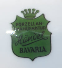 Lade das Bild in den Galerie-Viewer, DESSERTTELLER - Porzellan, Goldrand Flora Rosenblumen Blüten Gesteck Motiv Dekor