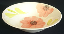 Lade das Bild in den Galerie-Viewer, BEILAGENSCHALE - Porzellan, Flora Blumenblüten Blatt Blätter Motiv Dekor