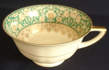 Lade das Bild in den Galerie-Viewer, 3er TEE SAMMELGEDECK - Porzellan, Flora Blumenblüten Pflanzen Abstrakt Zeichen Symbole Goldrand Motiv Dekor (nBC)