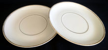 Lade das Bild in den Galerie-Viewer, 2er Set UNTERTASSEN - Porzellan, Goldrand Klassisch Linien Motiv Dekor