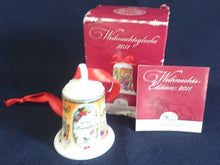 Lade das Bild in den Galerie-Viewer, SAMMEL- WEIHNACHTSGLOCKE "2011" - Porzellan, Weihnachtsfamilienfest Geschenke Luciafest Motiv Dekor (nBC)