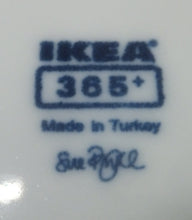 Lade das Bild in den Galerie-Viewer, 2er Set DESSERTTELLER - Keramik / Steingut, Einfärbige Quadratische Ovale Ecken Form Motiv Dekor