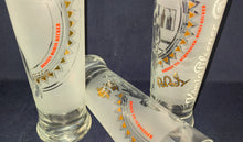 Lade das Bild in den Galerie-Viewer, BIER~ GETRÄNKE~ SAMMELGLAS "König von Deutschland Edition II" "Nr. 2 von 3" - Hartglas, Mattiertes Person Mann Unterschriften Autogramm Firma Aufschrift Symbol Motiv Dekor, Til Schweiger Designer (nBC)