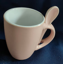 Lade das Bild in den Galerie-Viewer, 2er Set ESPRESSO~ KAFFEETASSE & LÖFFEL - Keramik / Steingut, Moderne Einfärbige Form Dekor (Rosa)