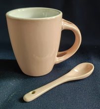 Lade das Bild in den Galerie-Viewer, 2er Set ESPRESSO~ KAFFEETASSE & LÖFFEL - Keramik / Steingut, Moderne Einfärbige Form Dekor (Rosa)