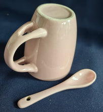 Lade das Bild in den Galerie-Viewer, 2er Set ESPRESSO~ KAFFEETASSE & LÖFFEL - Keramik / Steingut, Moderne Einfärbige Form Dekor (Rosa)