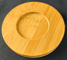 Lade das Bild in den Galerie-Viewer, 10er Set ESPRESSO~ KAFFEEBECHER & UNTERSETZER - Porzellan / Holz, Abstrakt Geometrisch Regenbogen Wölbungen Bretter Holz Kleeblatt Kreise Würfel Rechtecke Spinnennetz Linien Zeichen Motiv Dekor