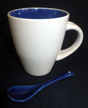 Lade das Bild in den Galerie-Viewer, 2er Set KAFFEETASSEN & LÖFFEL - Keramik / Steingut, Klassisch Modern Zweifärbiges Dekor