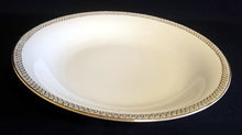 Lade das Bild in den Galerie-Viewer, SUPPENTELLER - Porzellan, Goldrand Schleifen Kreise Punkte Motiv Dekor (BC)