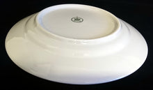 Lade das Bild in den Galerie-Viewer, DESSERTTELLER - Porzellan, Goldrand Breiter Rand Abstrakte Zeichen Symbole Motiv Dekor