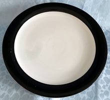 Lade das Bild in den Galerie-Viewer, 2er Set SPEISETELLER - Porzellan, Dicker Blauer Breiter Dekorrand