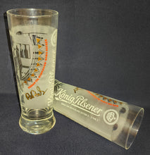 Lade das Bild in den Galerie-Viewer, 2er Set BIER~ GETRÄNKE~ SAMMELGLÄSER "König von Deutschland Edition II" "Nr. 3 von 3" - Hartglas, Mattiertes Personen Bier Motiv Serien Firma Aufschrift Symbol Motiv Dekor, Til Schweiger & Boris Becker Designer