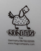 Lade das Bild in den Galerie-Viewer, 2er Set 2er KINDER~ TEEGEDECKE - Porzellan, Hunde Katzen Maus Comic Tatzen Knochen Spuren Abdrücke Motiv Dekor