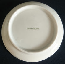 Lade das Bild in den Galerie-Viewer, SAMMELTELLERCHEN UNTERSETZER - Porzellan, Ritter Burg Festung Kampf Brücke Aufschrift Motiv Dekor (BC)