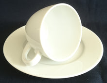 Lade das Bild in den Galerie-Viewer, MOCCA UNTERTASSE - Porzellan, Einfärbiges Gastronomisches Motiv Dekor