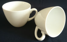 Lade das Bild in den Galerie-Viewer, 2er Set 2er MOCCA KAFFEEGEDECK - Porzellan, Einfärbiges Gastronomisches Motiv Dekor