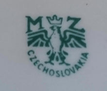 Lade das Bild in den Galerie-Viewer, UNTERTASSE - Porzellan, Goldrand Flora Sonnenblumen Blüten Natur Motiv Dekor (nBC)