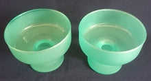 Lade das Bild in den Galerie-Viewer, 2er Set EISBECHER ~SCHALEN - Hartglas, Partyfarbende Moderne Einfärbiges Motiv Dekor (Grün)