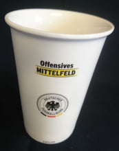 Lade das Bild in den Galerie-Viewer, GETRÄNKEBECHER "Europa Meisterschaft 2016" - Porzellan, Fußballspieler Offensives Mittelfeld Reus Müller Özil Aufschrift Motiv Dekor