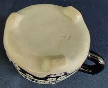 Lade das Bild in den Galerie-Viewer, KLEINE APFELWEIN TASSE - Keramik / Steingut, Flora Geometrisch Natur Abstrakt Motiv Dekor