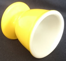 Lade das Bild in den Galerie-Viewer, EIERBECHER - Porzellan, Zweifärbiges Farben Motiv Dekor (BC)