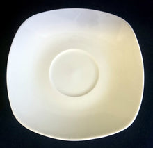 Lade das Bild in den Galerie-Viewer, 2er Set ESPRESSO UNTERTASSEN - Porzellan, Gastronomische Einfärbiges Motiv Dekor