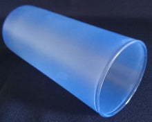 Lade das Bild in den Galerie-Viewer, 2er Set GETRÄNKEGLÄSER - Hartglas, Einfärbiges Mattiertes Motiv Dekor